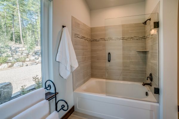 Cost of Tub Conversion Service in Marana